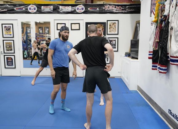 sPECIAL GUEST + UPCOMING FIGHTS sPECIAL GUEST + UPCOMING FIGHTS